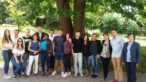DESPEDIDA DE NUESTROS ALUMNOS DE 2º DE CAF  